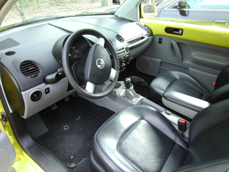 I love those exterior color matched door panels.